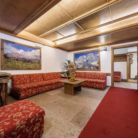Hotel Olimpia Cortina d'Ampezzo Bagian luar foto