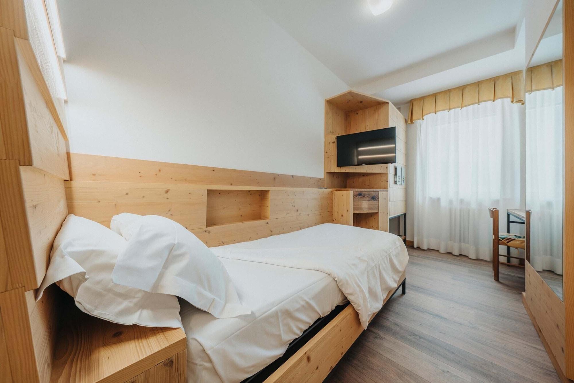 Hotel Olimpia Cortina d'Ampezzo Bagian luar foto