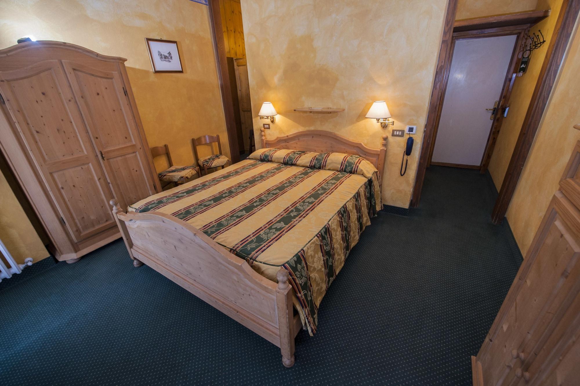 Hotel Olimpia Cortina d'Ampezzo Bagian luar foto