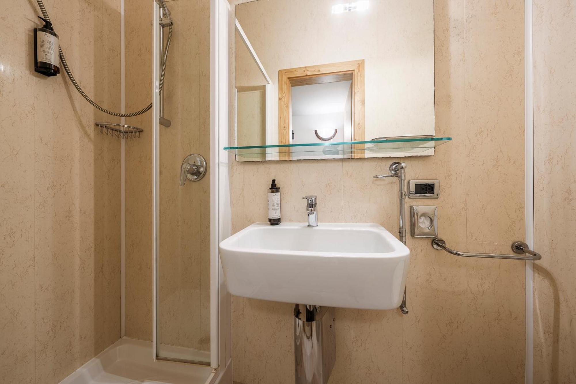 Hotel Olimpia Cortina d'Ampezzo Bagian luar foto