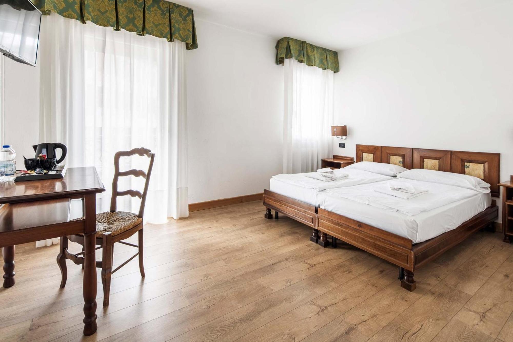 Hotel Olimpia Cortina d'Ampezzo Bagian luar foto