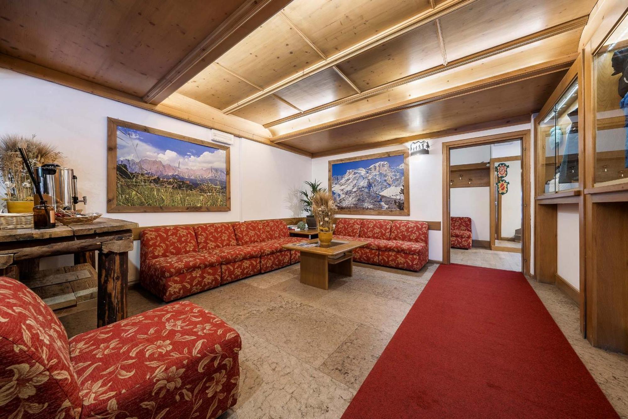 Hotel Olimpia Cortina d'Ampezzo Bagian luar foto