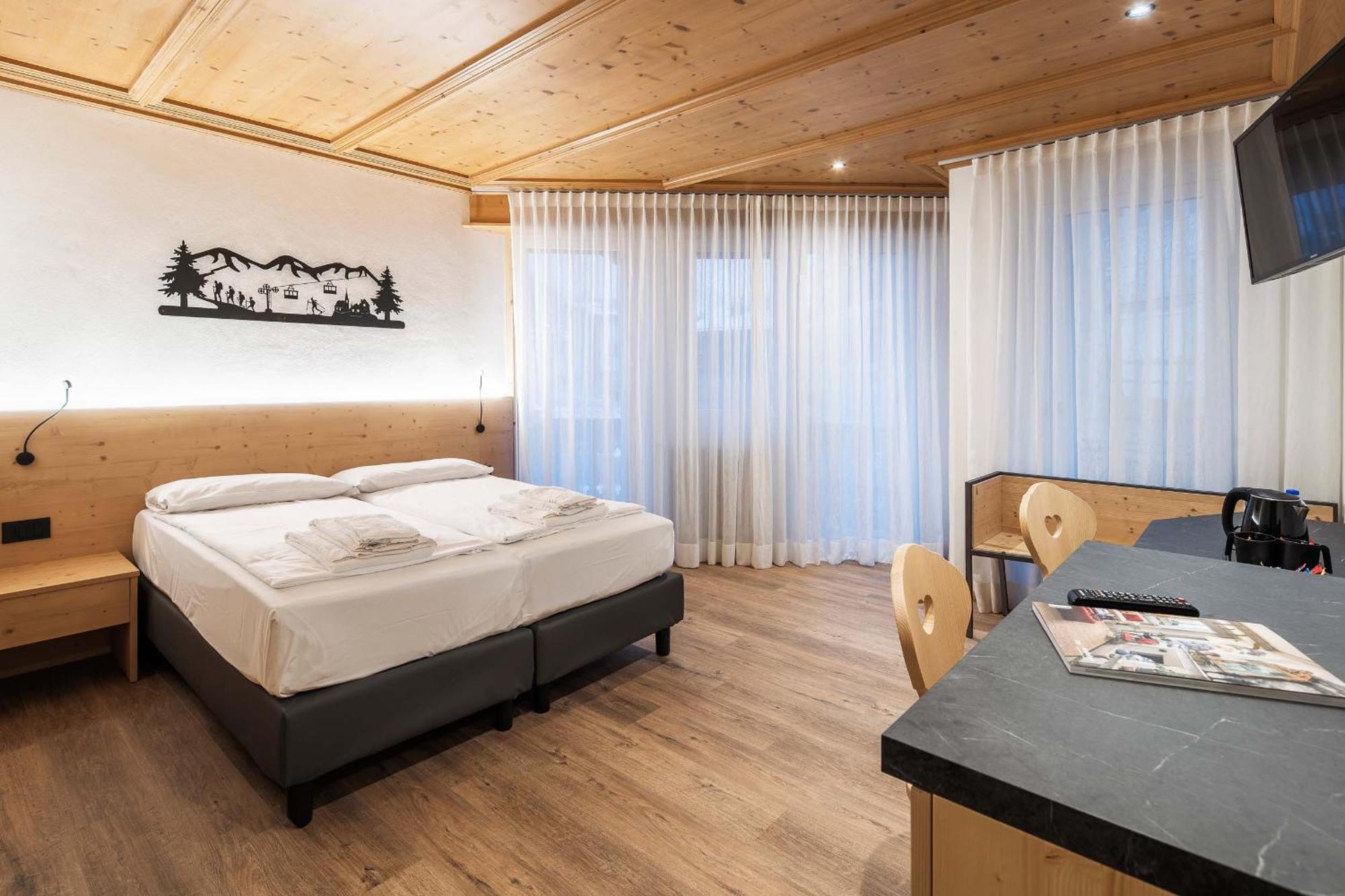 Hotel Olimpia Cortina d'Ampezzo Bagian luar foto