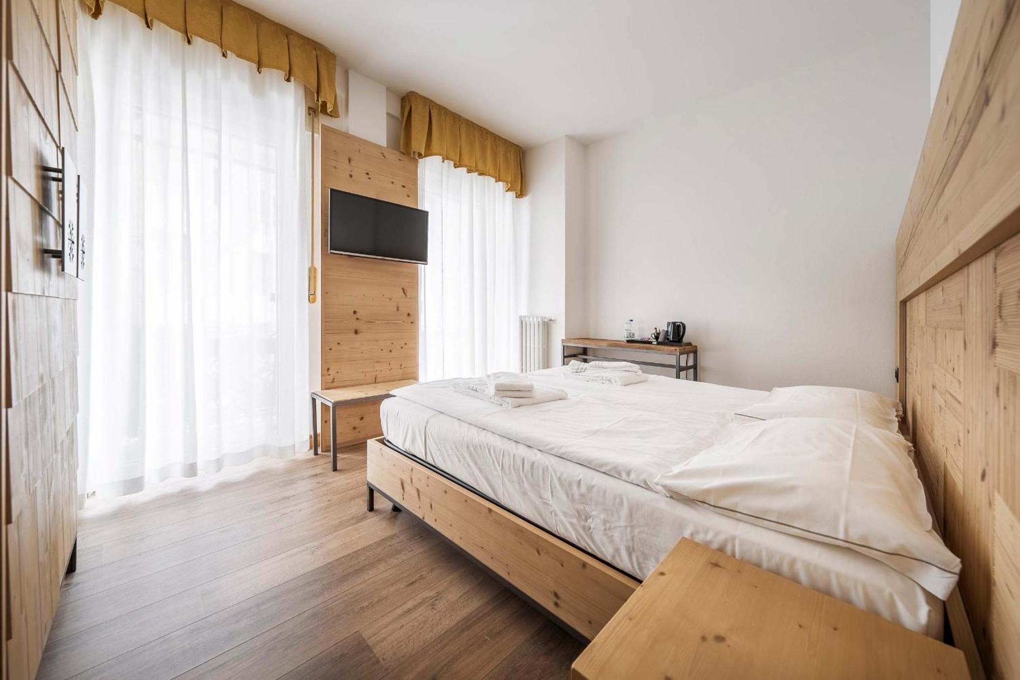 Hotel Olimpia Cortina d'Ampezzo Bagian luar foto