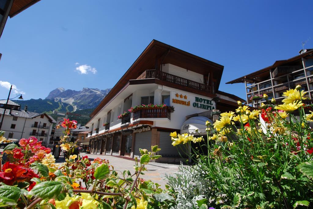 Hotel Olimpia Cortina d'Ampezzo Bagian luar foto